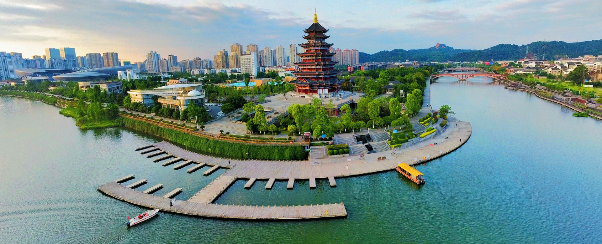興企愛(ài)崗、志美行厲、建功立業(yè)